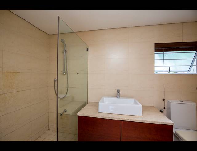 3 BEDROOM HOUSE FOR SALE IN OVERPORT